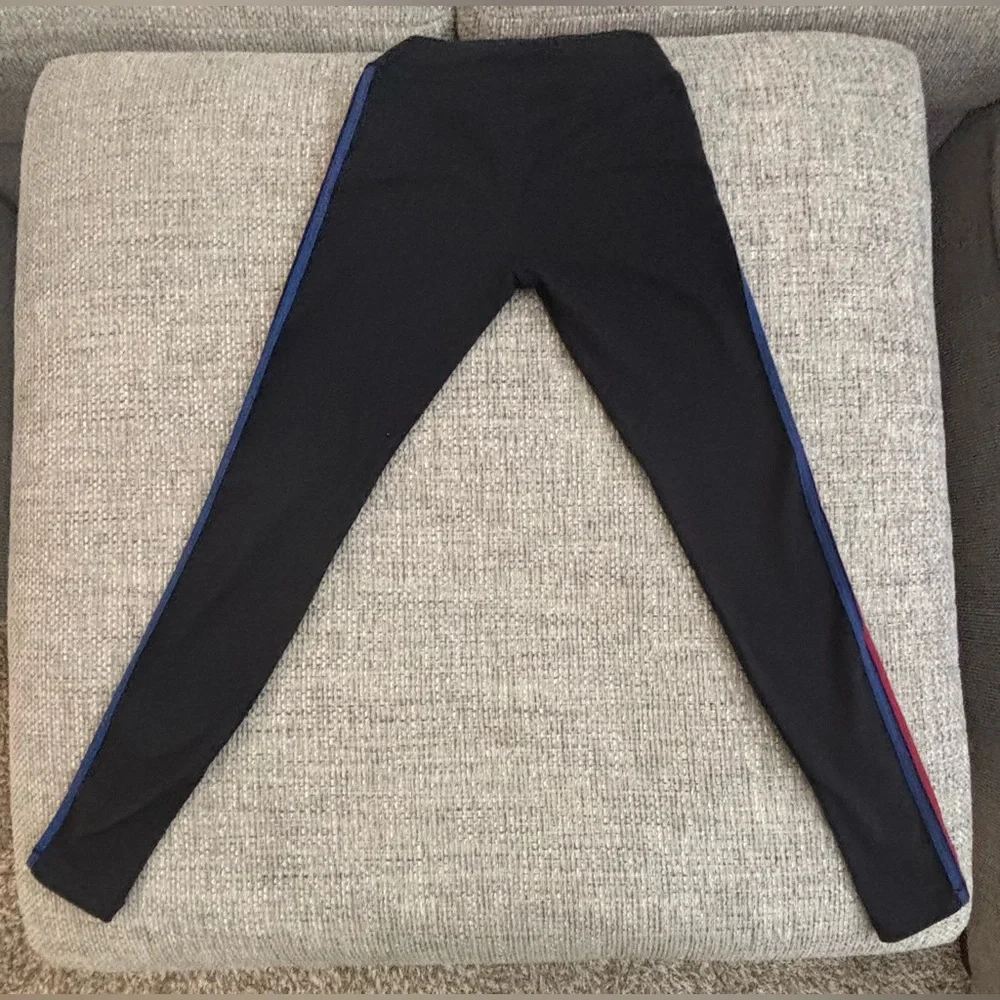 Aviator Nation 🌈 Black Rainbow Stripe Leggings & NWT Biker Shorts Size XS - Picture 8 of 14